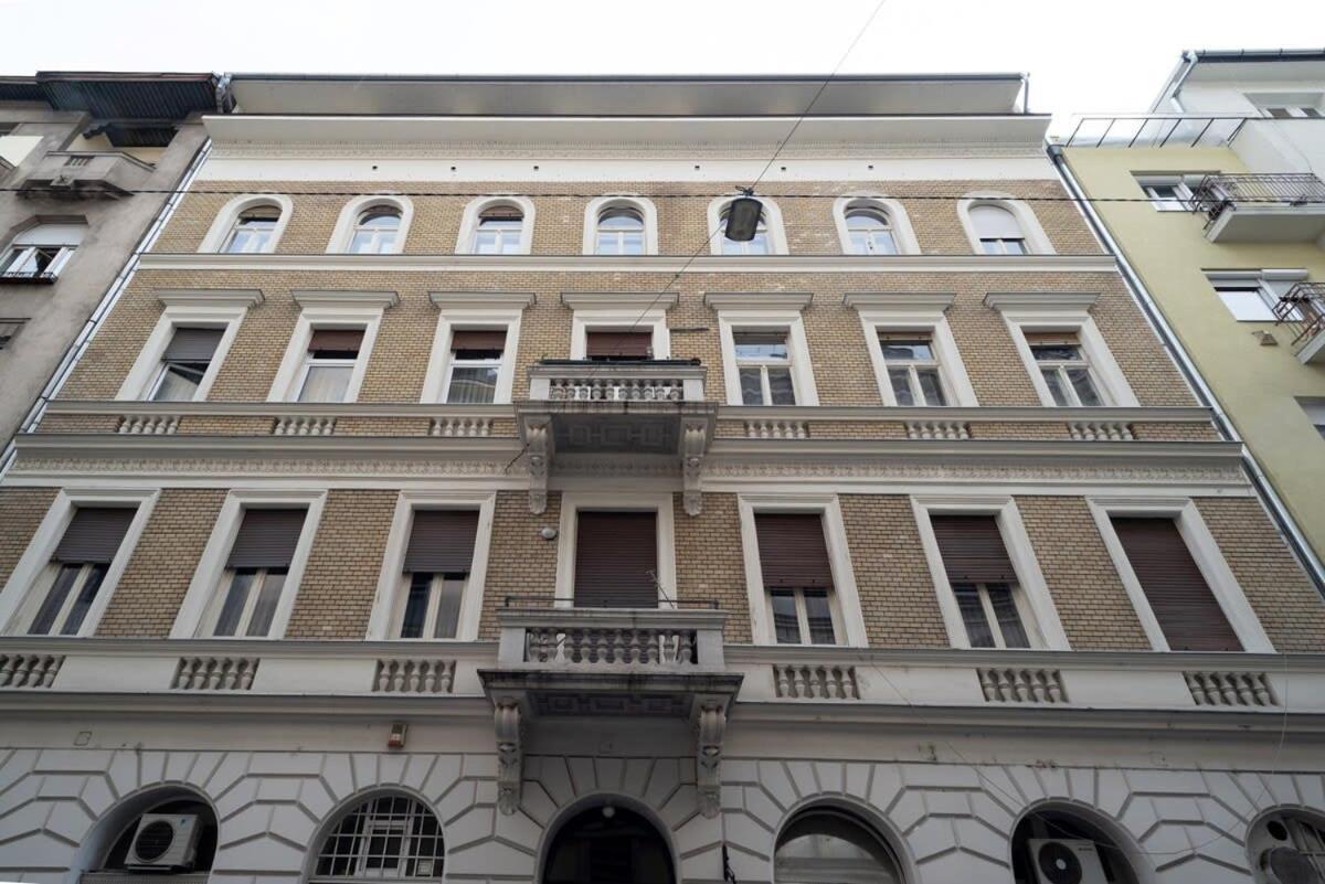 Super Central Apartment With A/C Budapest Exteriör bild