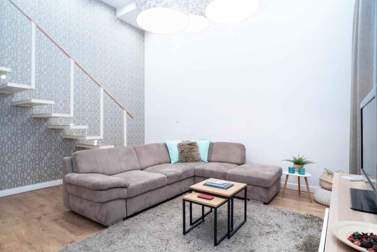Super Central Apartment With A/C Budapest Exteriör bild